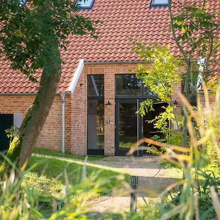 Gulfhof Wangermeer 2 Tilda Apartment *